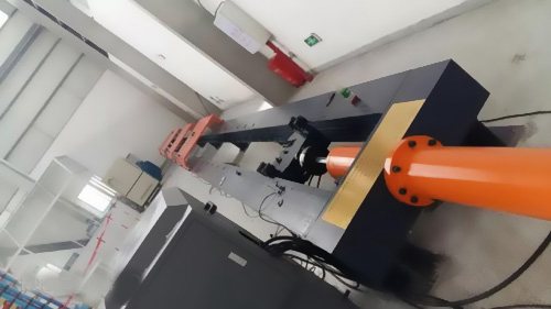 耐張線夾及接續(xù)金具握力實(shí)驗典型安置圖